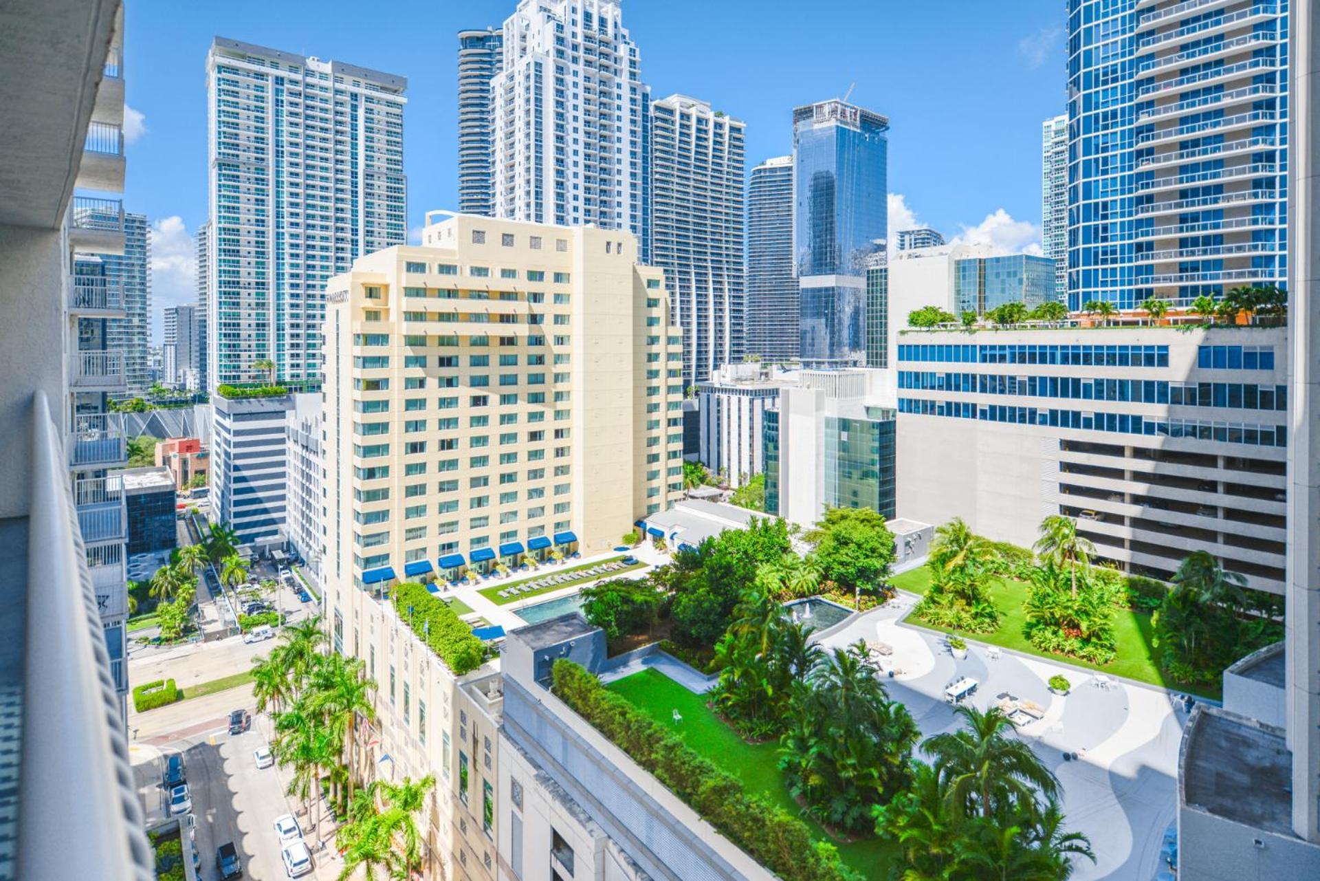 Wonderful Condo In The Heart Of Brickell With Pool ميامي المظهر الخارجي الصورة